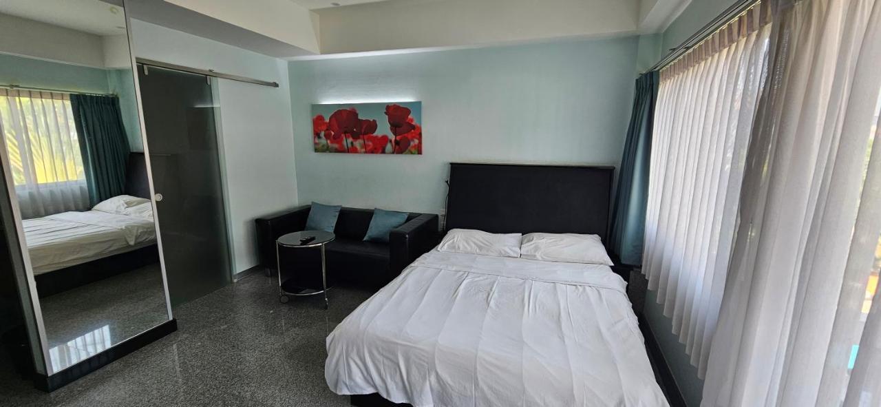 Oasis Rentals, Diana Estate, Pattaya ภายนอก รูปภาพ